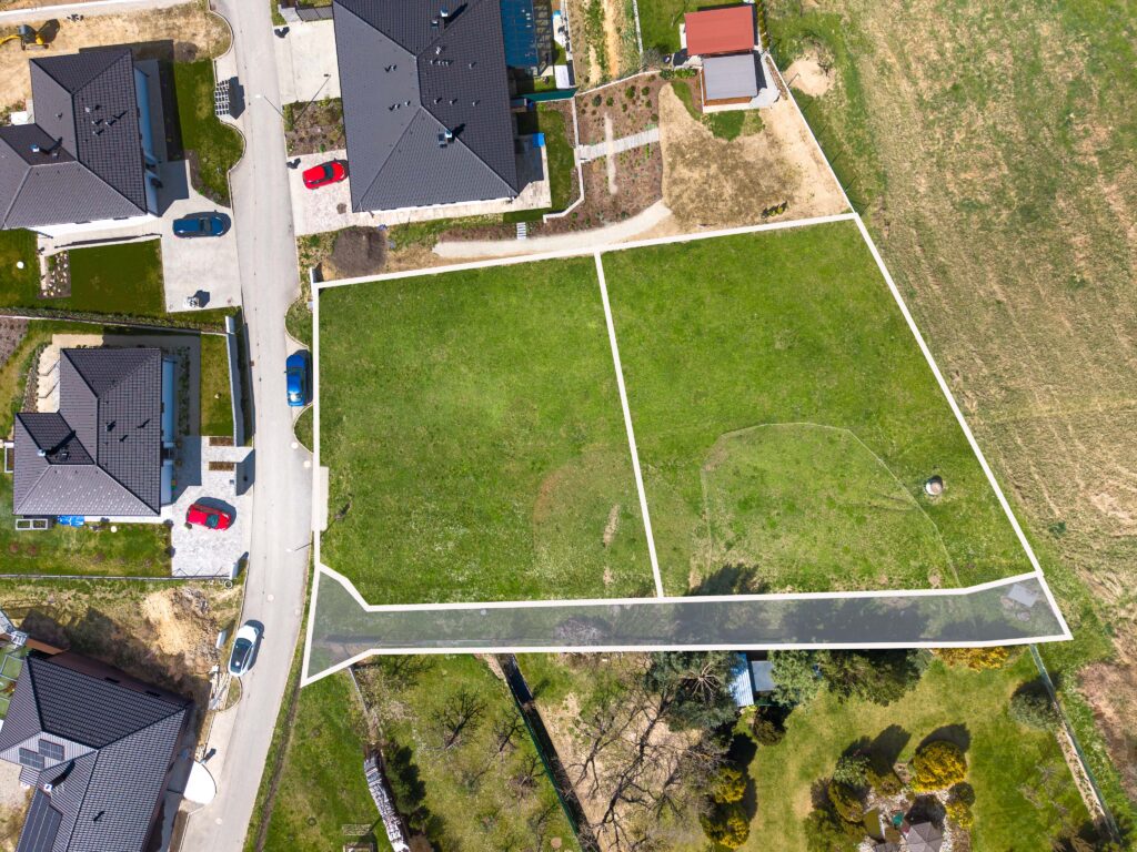 DJI 20260407115205 0398 v polovině rozdělený